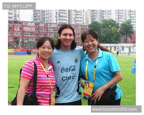 与足球明星偶遇的那些趣事和难忘瞬间分享