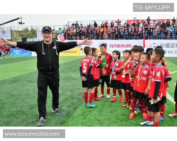 杭州足球队实力解析：从青训到职业联赛的全面发展与挑战