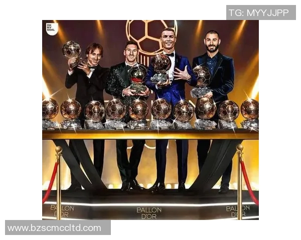 皇马足球明星挂画展示传奇球员风采与荣耀时刻的艺术之旅